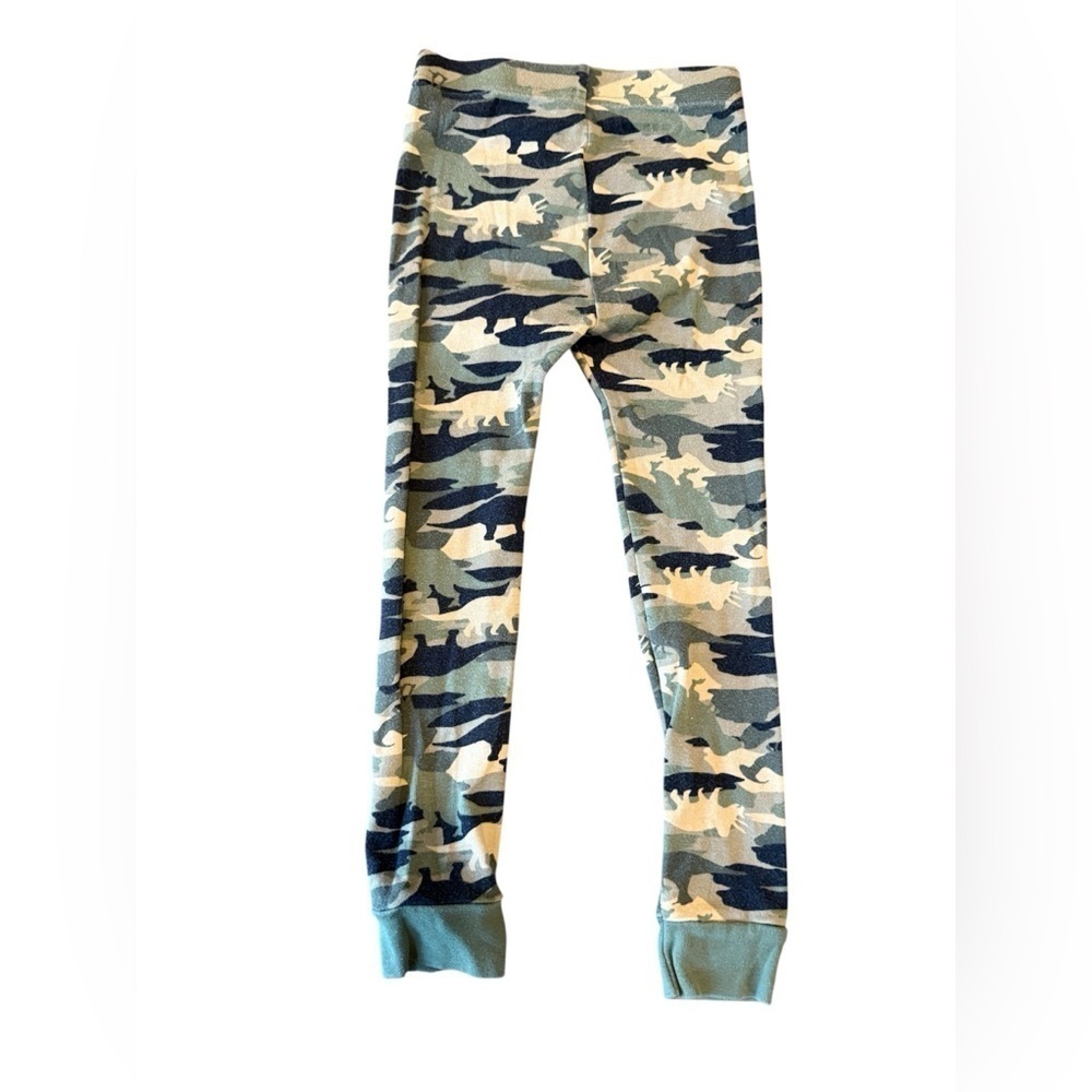 Old Navy Green Camo Kids Pajama Set - Picture 7 of 7